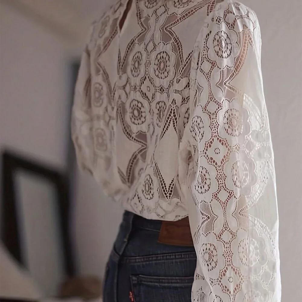 White Elegant Women's Stand Collar Patchwork Lace Long Sleeve Hollow Out Blouse